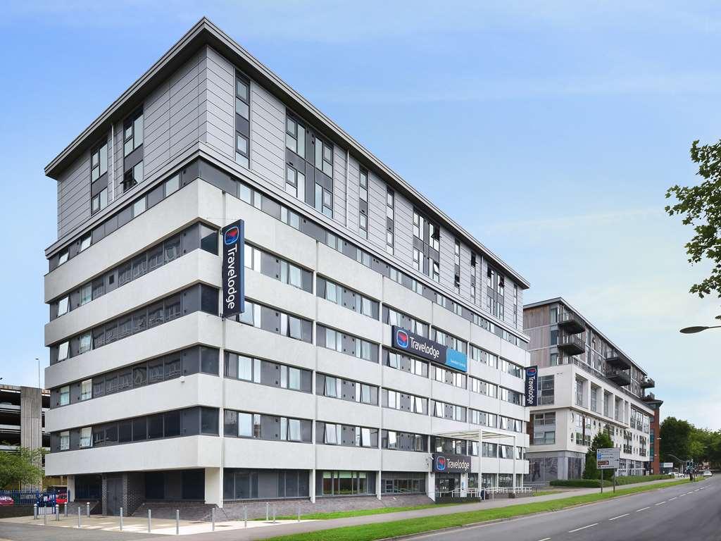 Travelodge Swindon Central Exterior foto